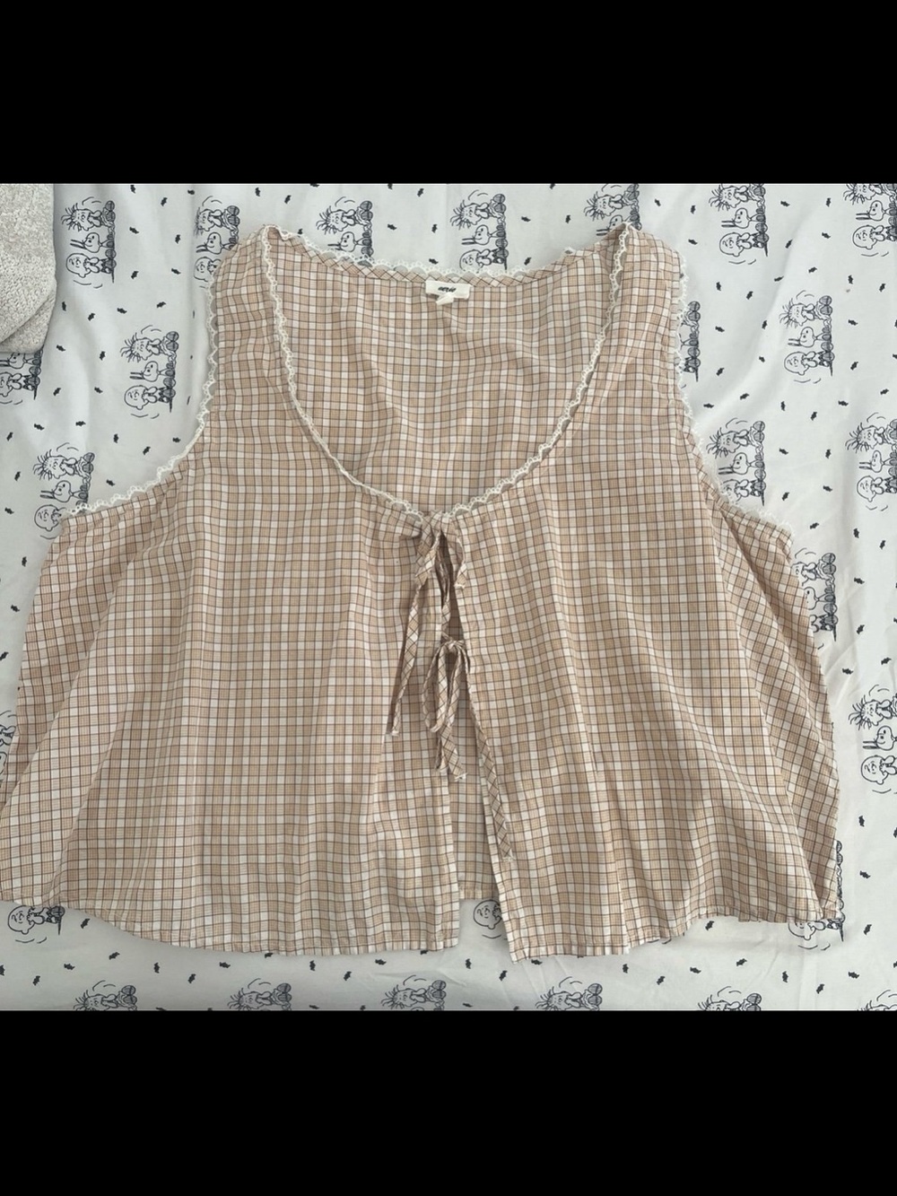 Aerie Women’s beige plaid lace trim tie front sleeveless blouse 100% cotton